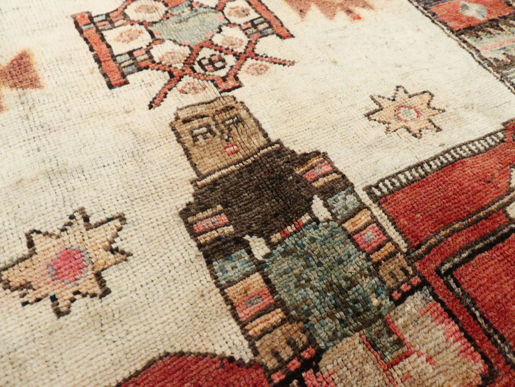 Vintage Persian Pictorial Bakhtiari Rug, No.29508 - Gsblank