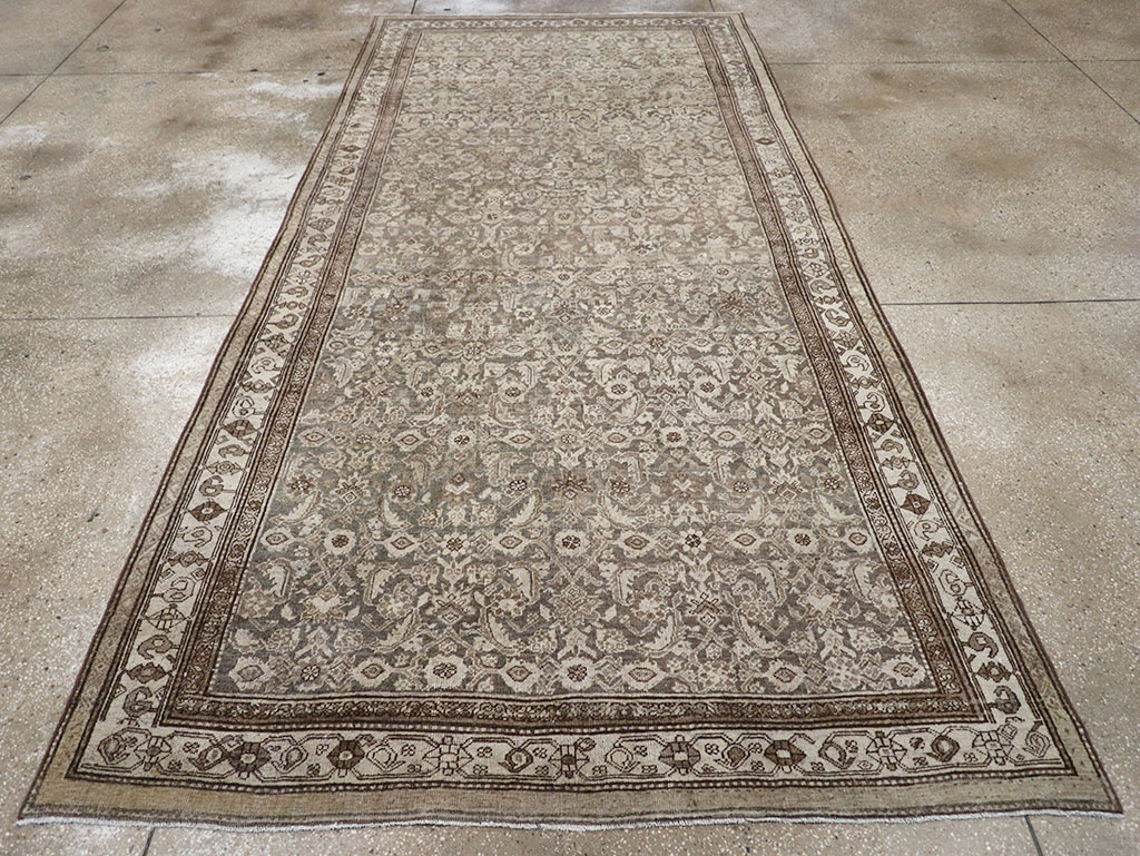 Antique Persian Bidjar Gallery Carpet, No.29564 - Gsblank