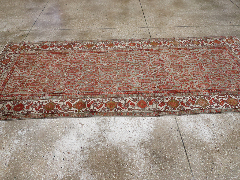 Antique Persian Malayer Gallery Rug, No.29566 - Gsblank