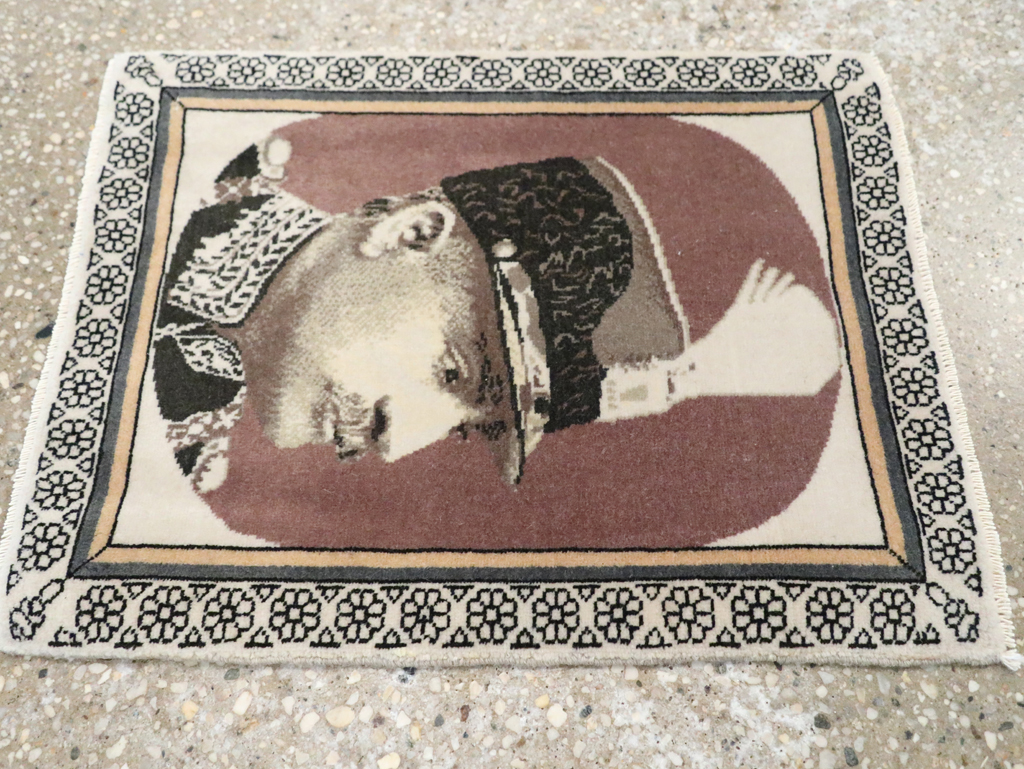 Vintage Persian Tabriz Pictorial Throw Rug, No.29592 - Gsblank