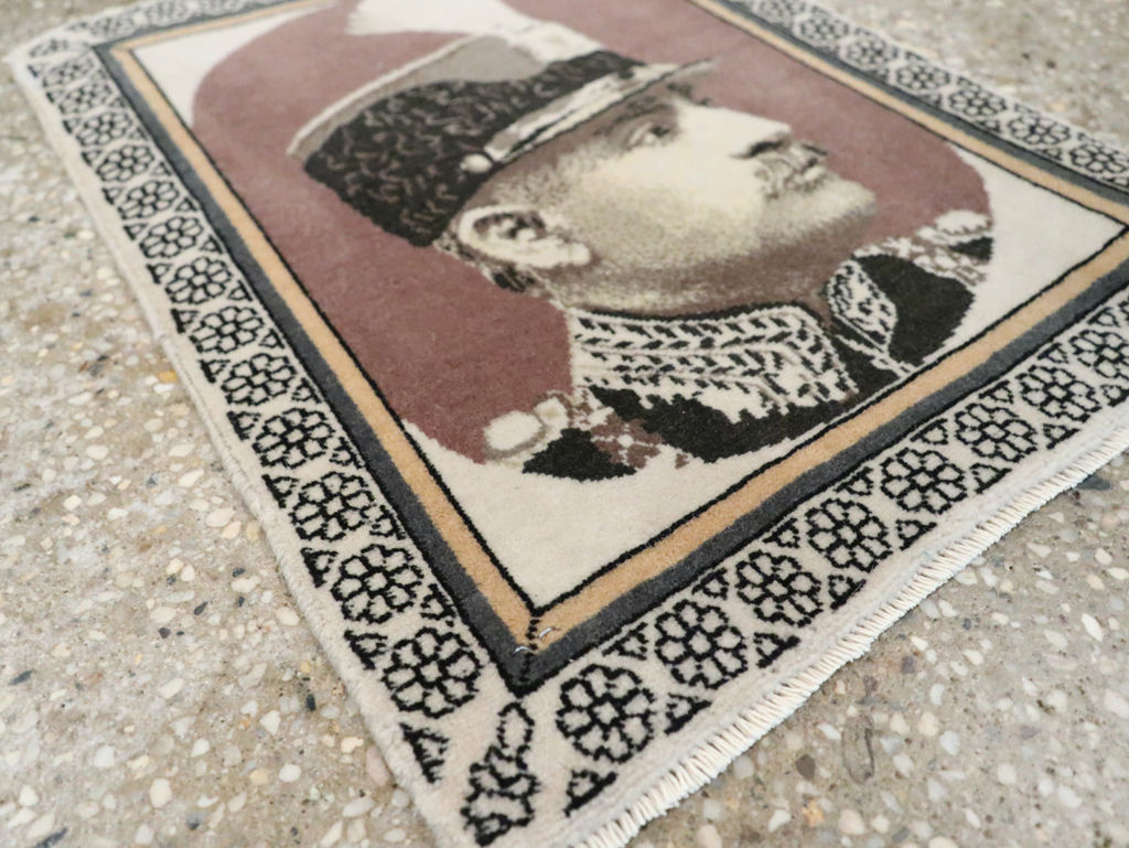 Vintage Persian Tabriz Pictorial Throw Rug, No.29592 - Gsblank