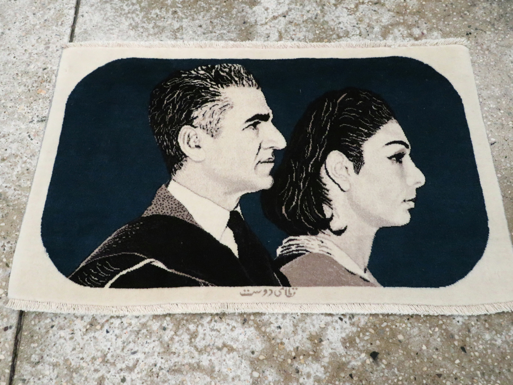 Vintage Persian Tabriz Pictorial Rug, No.29593 - Gsblank