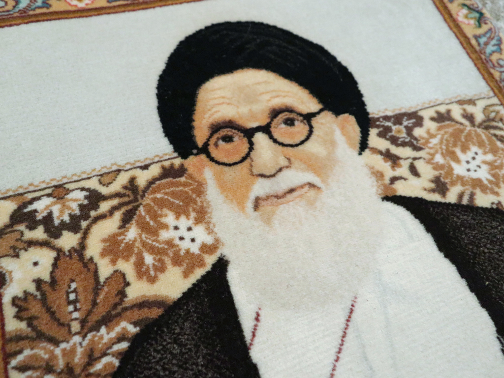 Vintage Persian Tabriz Pictorial Rug, No.29595 - Gsblank