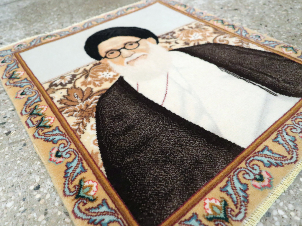 Vintage Persian Tabriz Pictorial Rug, No.29595 - Gsblank