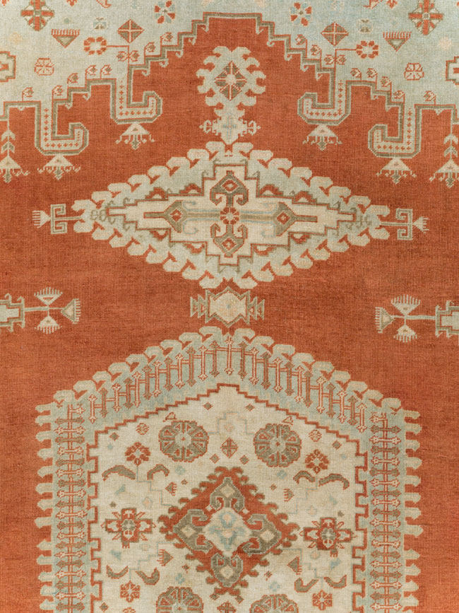 Vintage Persian Veece Room Size Carpet, No.29599 - Gsblank