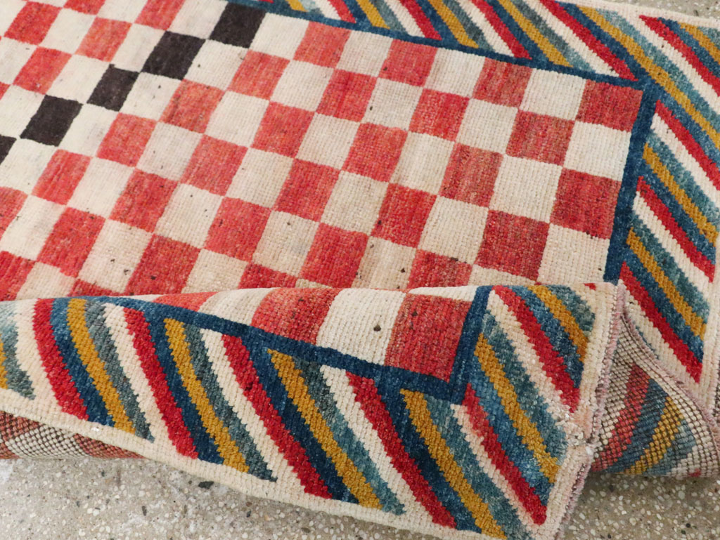 Vintage Persian Gabbeh Accent Rug, No.29601 - Gsblank