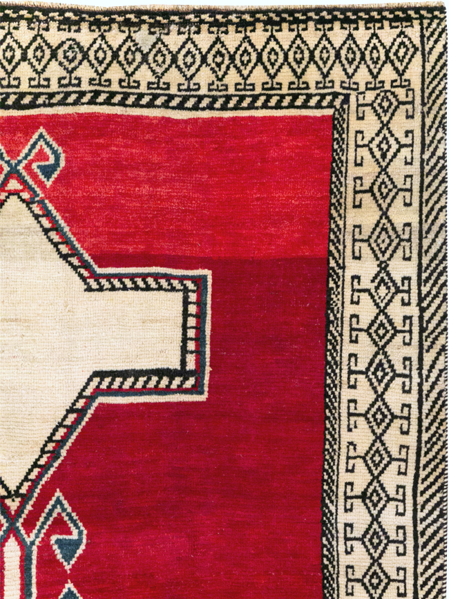 Vintage Persian Gabbeh Accent Rug, No.29603 - Gsblank