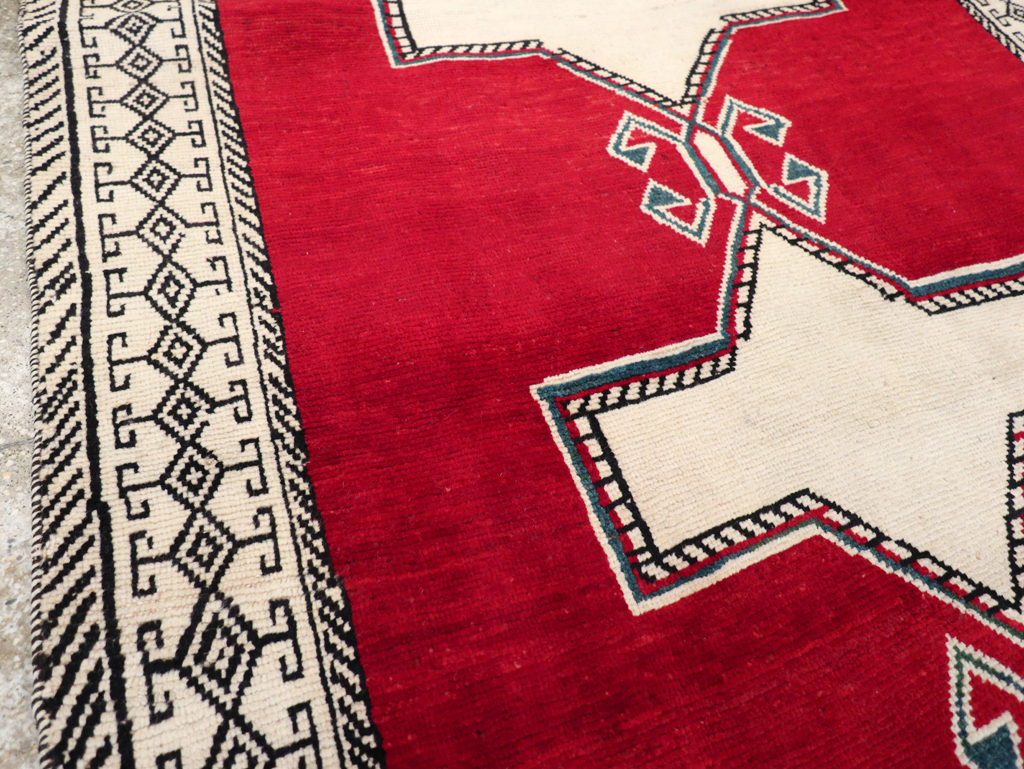 Vintage Persian Gabbeh Accent Rug, No.29603 - Gsblank