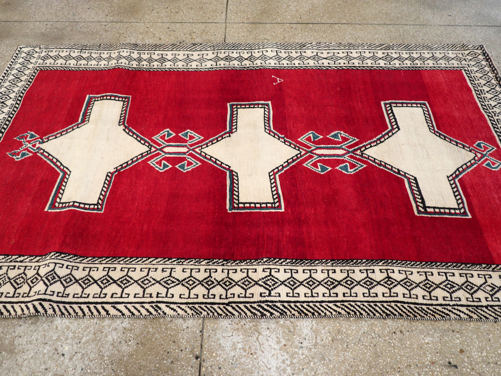 Vintage Persian Gabbeh Accent Rug, No.29603 - Gsblank