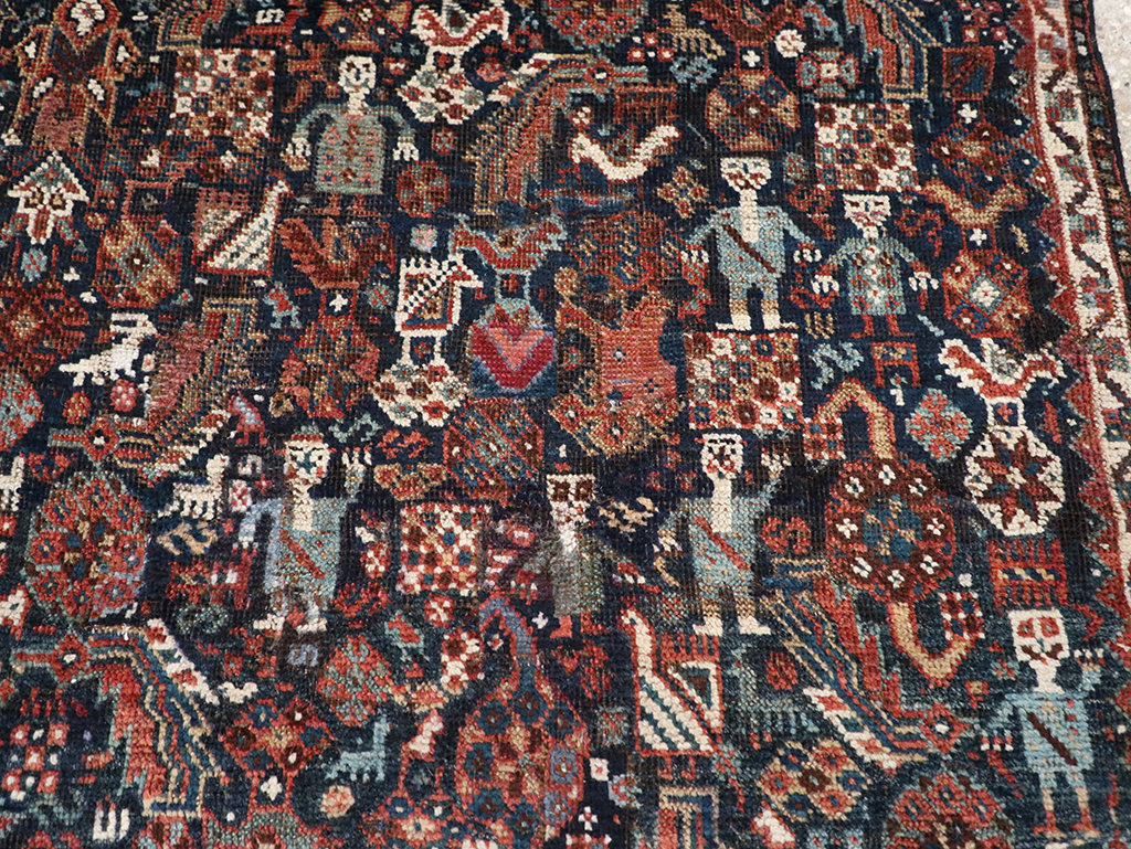 Antique Persian Shiraz Pictorial Accent Rug, No.29604 - Gsblank