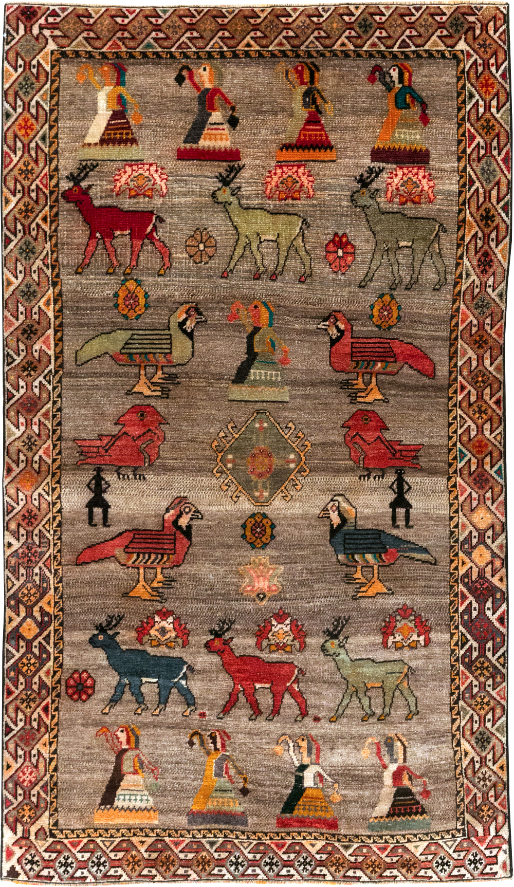 Vintage Persian Pictorial Shiraz Rug, No.29605 - Gsblank