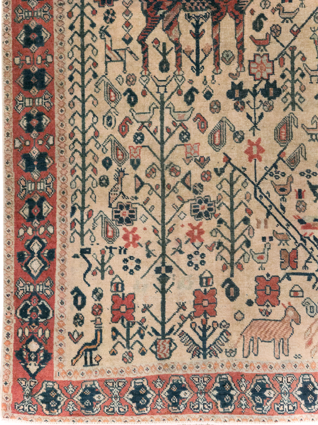 Vintage Persian Qashqai Pictorial Accent Rug, No.29608 - Gsblank