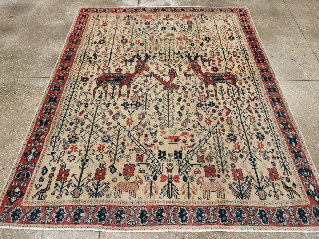 Vintage Persian Qashqai Pictorial Accent Rug, No.29608 - Gsblank