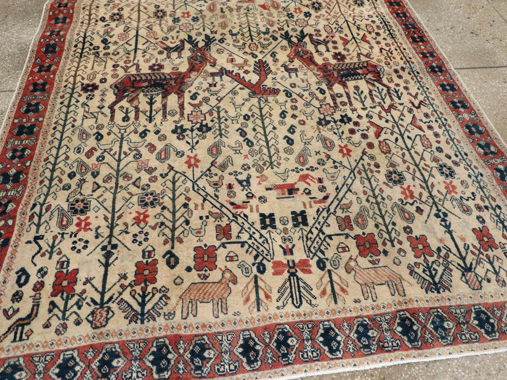 Vintage Persian Qashqai Pictorial Accent Rug, No.29608 - Gsblank