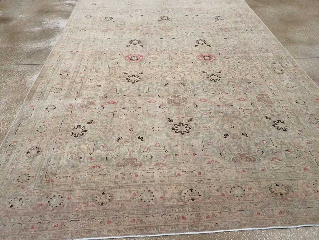 Antique Persian Tabriz Accent Carpet, No.29611 - Gsblank