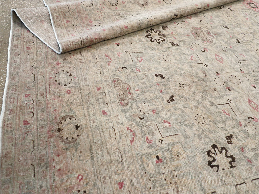 Antique Persian Tabriz Accent Carpet, No.29611 - Gsblank