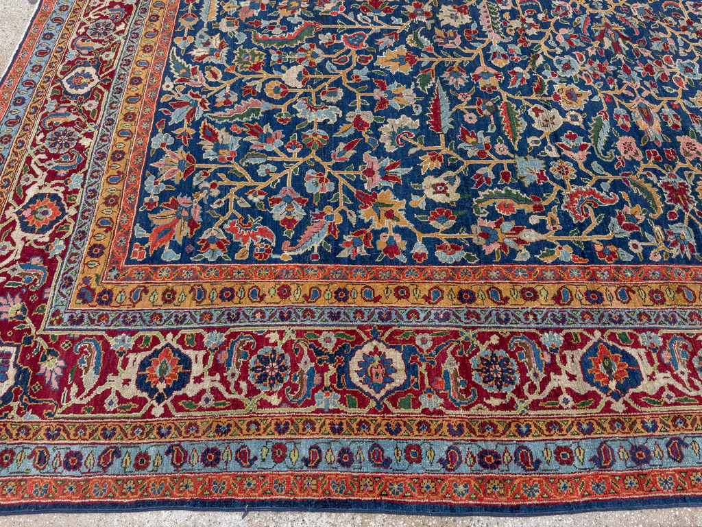 Antique Persian Heriz Large Carpet, No.29615 - Gsblank