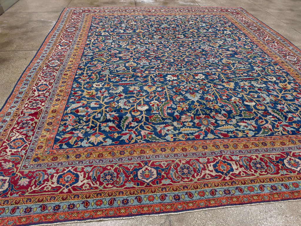 Antique Persian Heriz Large Carpet, No.29615 - Gsblank