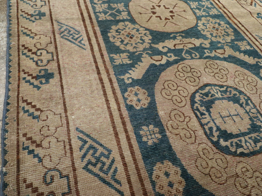 Antique East Turkestan Khotan Gallery Rug, No.29647 - Gsblank