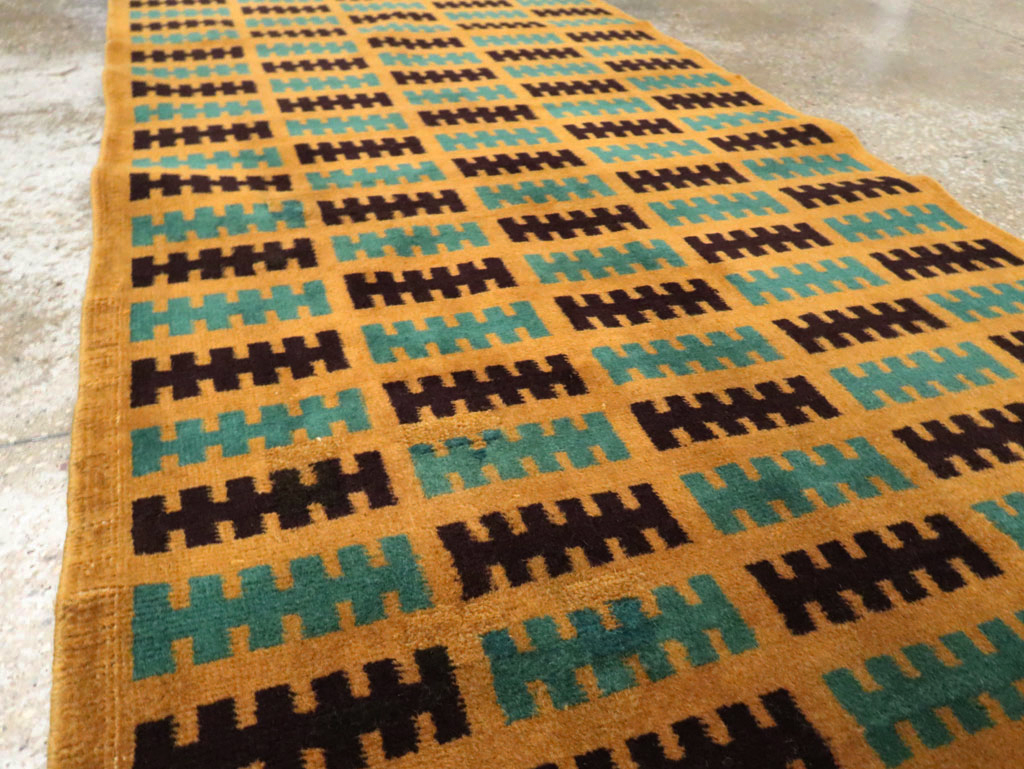 Vintage Turkish Anatolian Runner, No.29660 - Gsblank