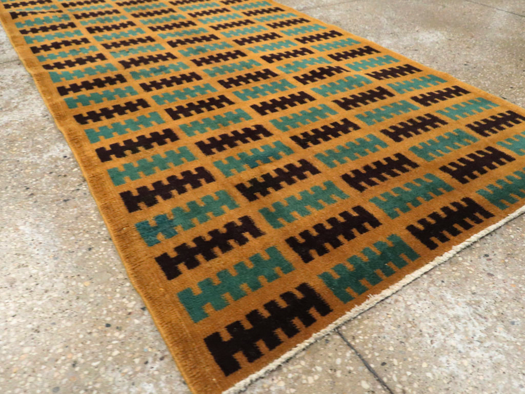 Vintage Turkish Anatolian Runner, No.29660 - Gsblank