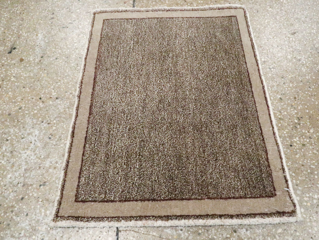 Vintage Persian Mashad Small Throw Rug, No.29666 - Gsblank