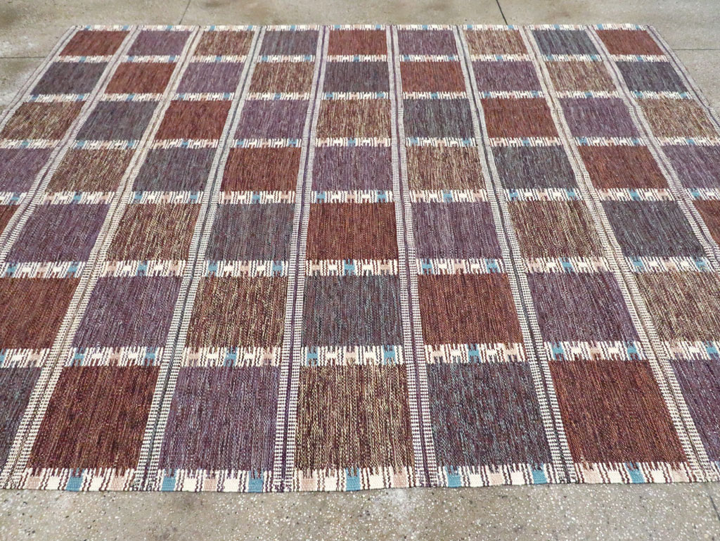 Swedish Inspired Contemporary Turkish Flatweave Kilim Room Size Carpet, No.29667 - Gsblank