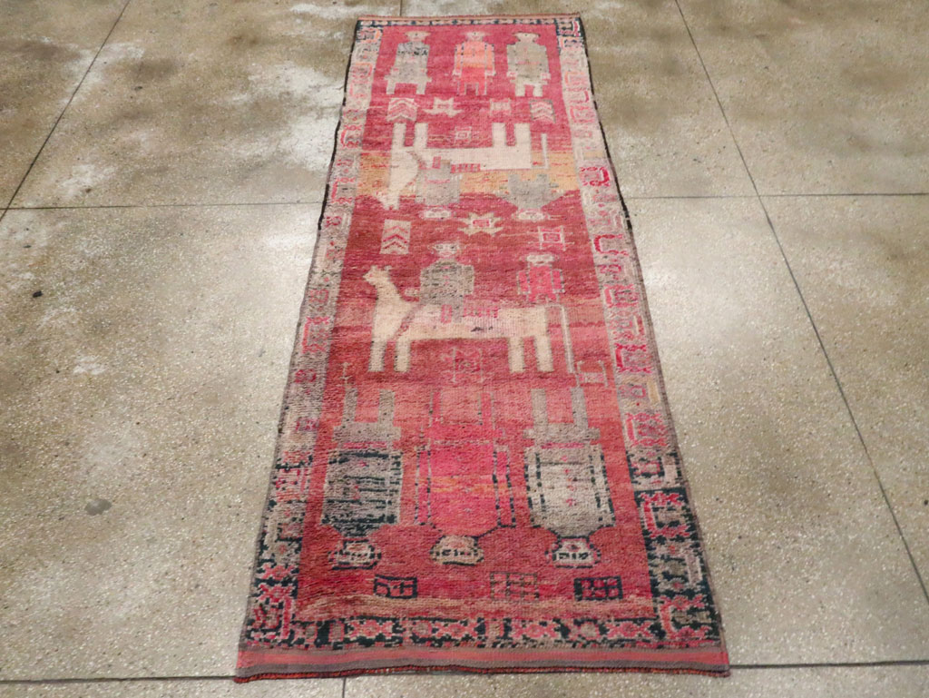 Vintage Turkish Anatolian Pictorial Runner, No.29676 - Gsblank