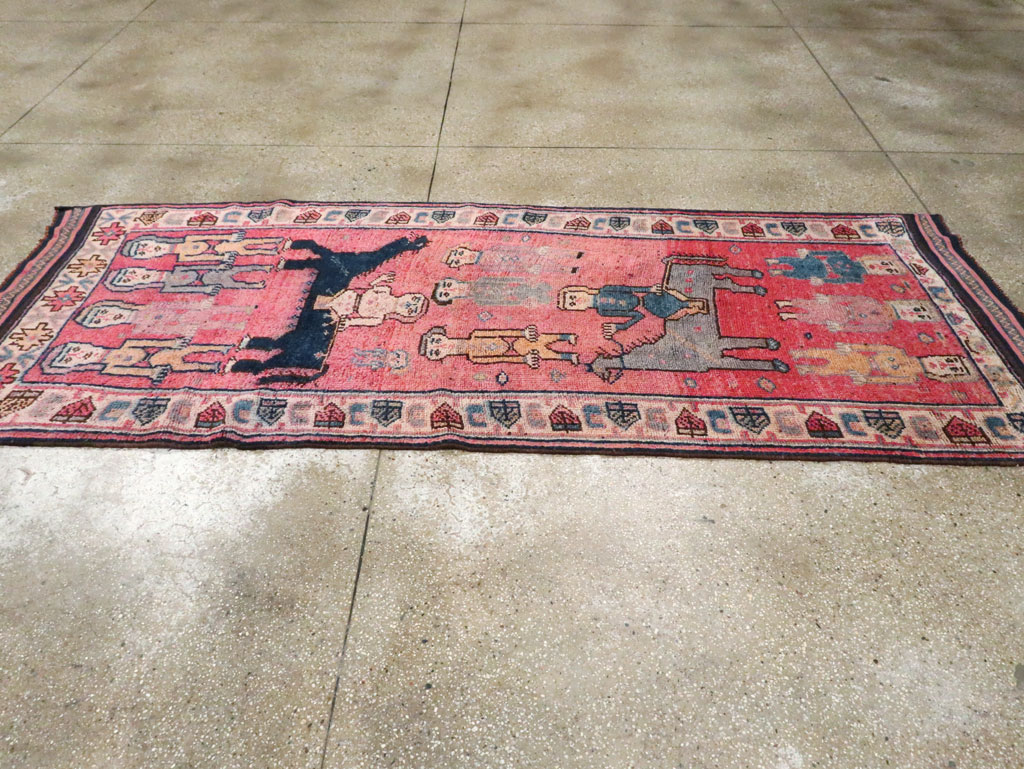 Vintage Turkish Anatolian Pictorial Runner, No.29679 - Gsblank