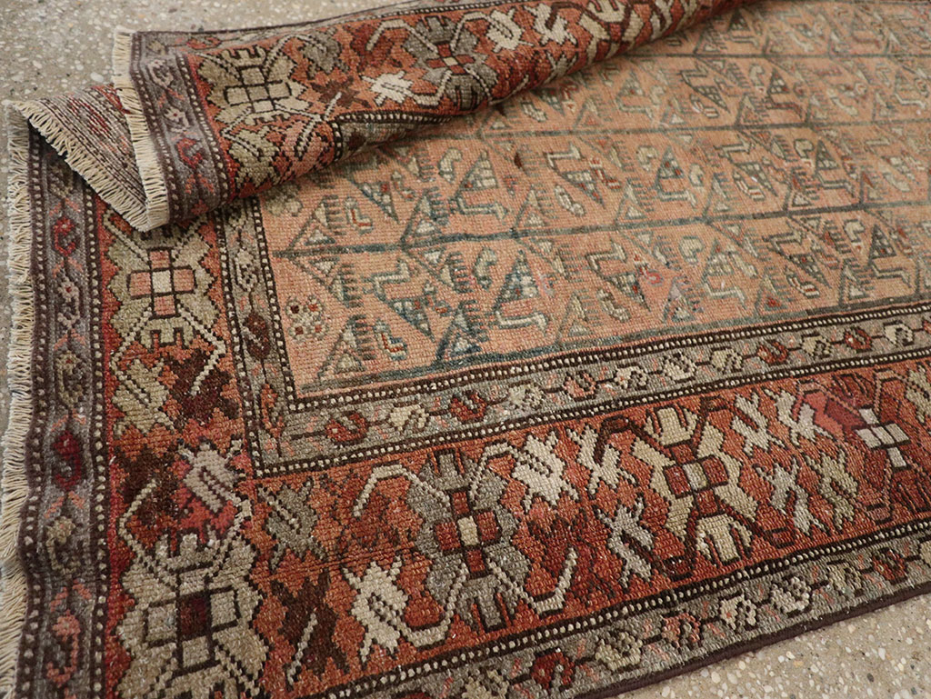 Antique Persian Malayer Throw Rug, No.29682 - Gsblank