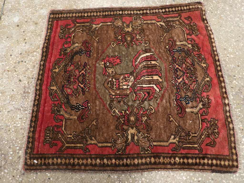 Antique Persian Malayer Pictorial Throw Rug, No.29687 - Gsblank