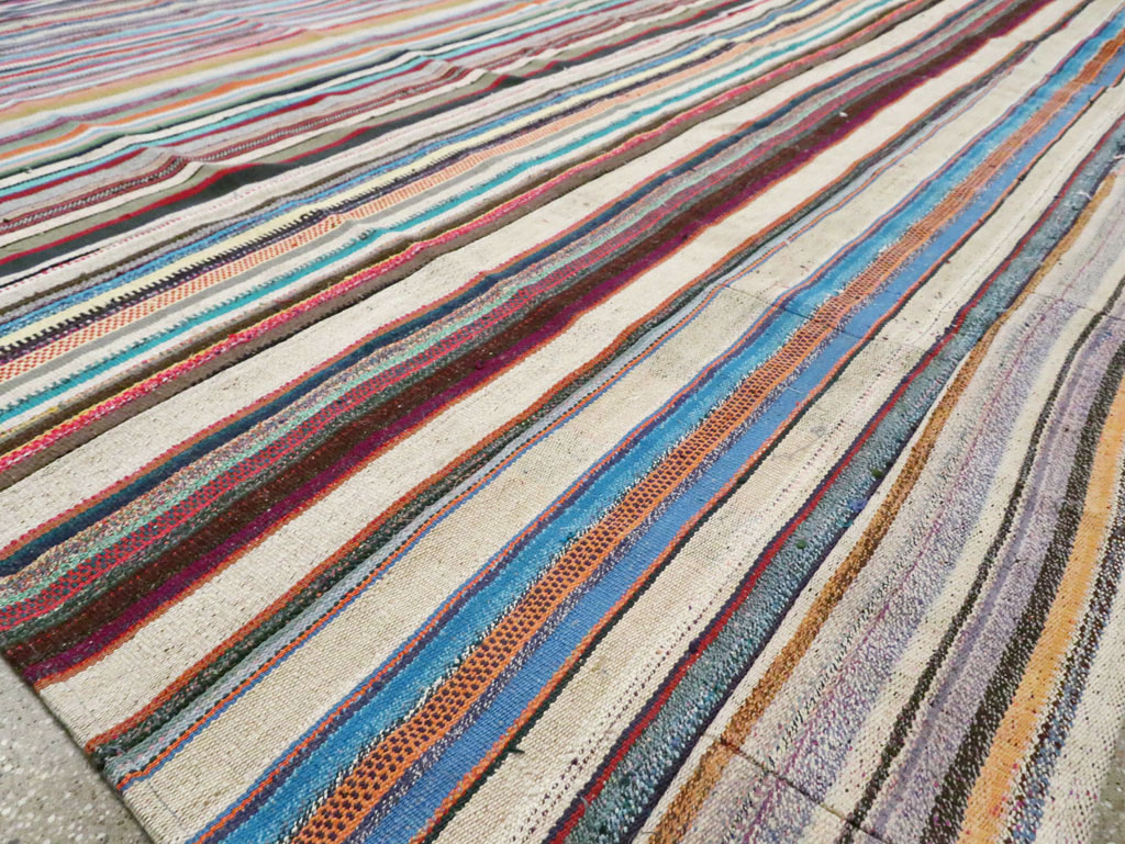 Contemporary Turkish Flatweave Oversize Carpet, No.29694 - Gsblank