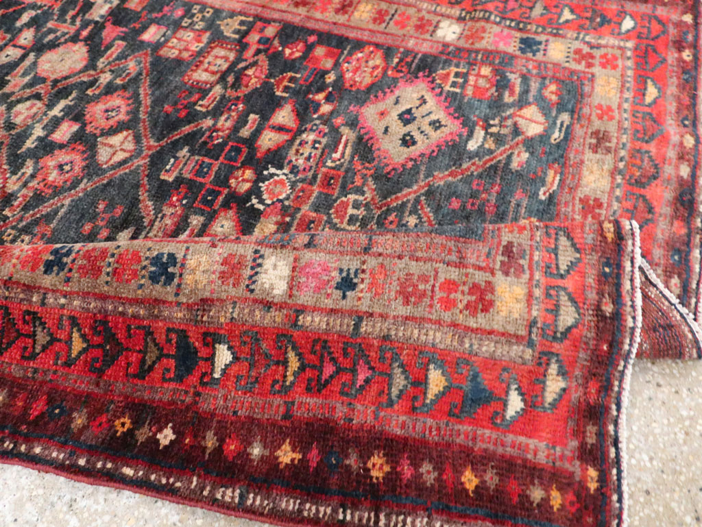 Antique Persian Lori Gallery Rug, No.29714 - Gsblank