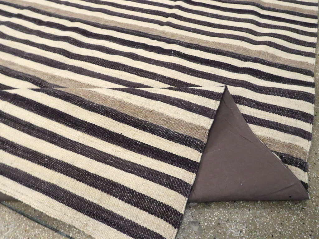 Modern Turkish Flatweave Kilim Room Size Carpet, No.29722 - Gsblank
