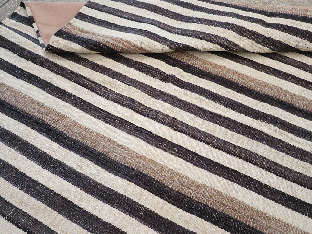 Modern Turkish Flatweave Kilim Small Room Size Carpet, No.29725 - Gsblank