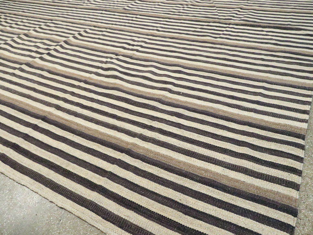 Contemporary Turkish Flatweave Kilim Oversize Carpet, No.29726 - Gsblank