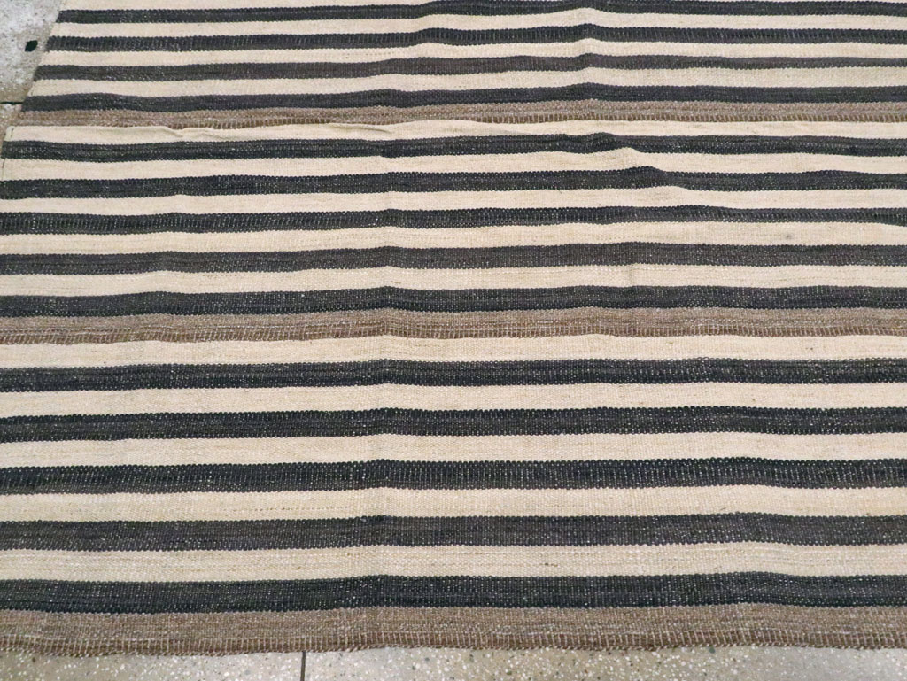 Modern Turkish Flatweave Kilim Room Size Carpet, No.29727 - Gsblank