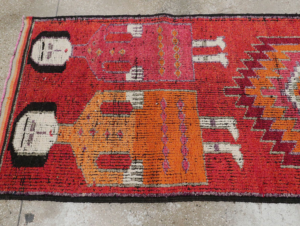 Vintage Turkish Anatolian Pictorial Runner, No.29757 - Gsblank