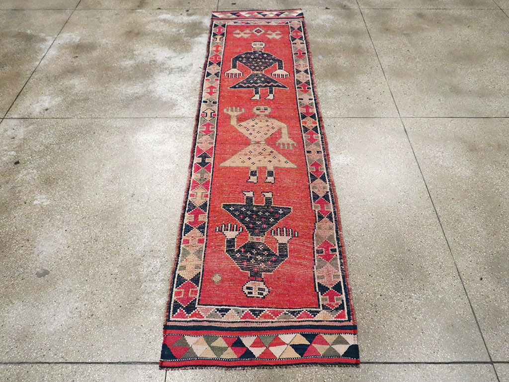 Vintage Turkish Anatolian Pictorial Runner, No.29759 - Gsblank