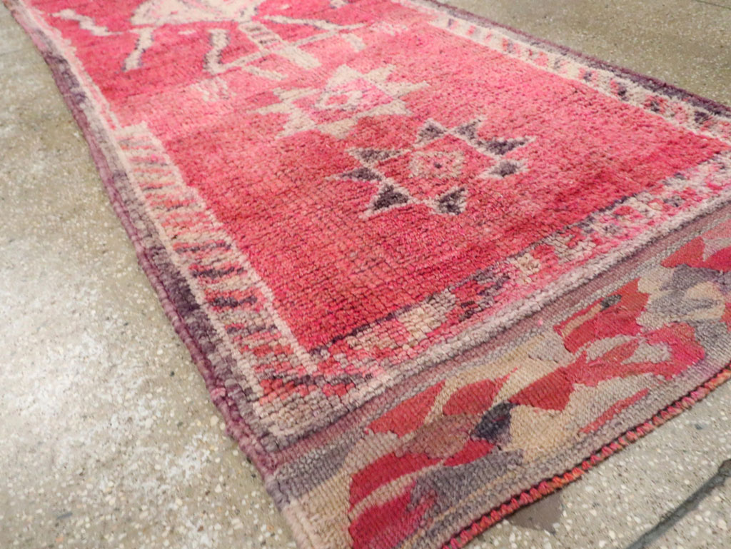 Vintage Turkish Anatolian Runner, No.29761 - Gsblank