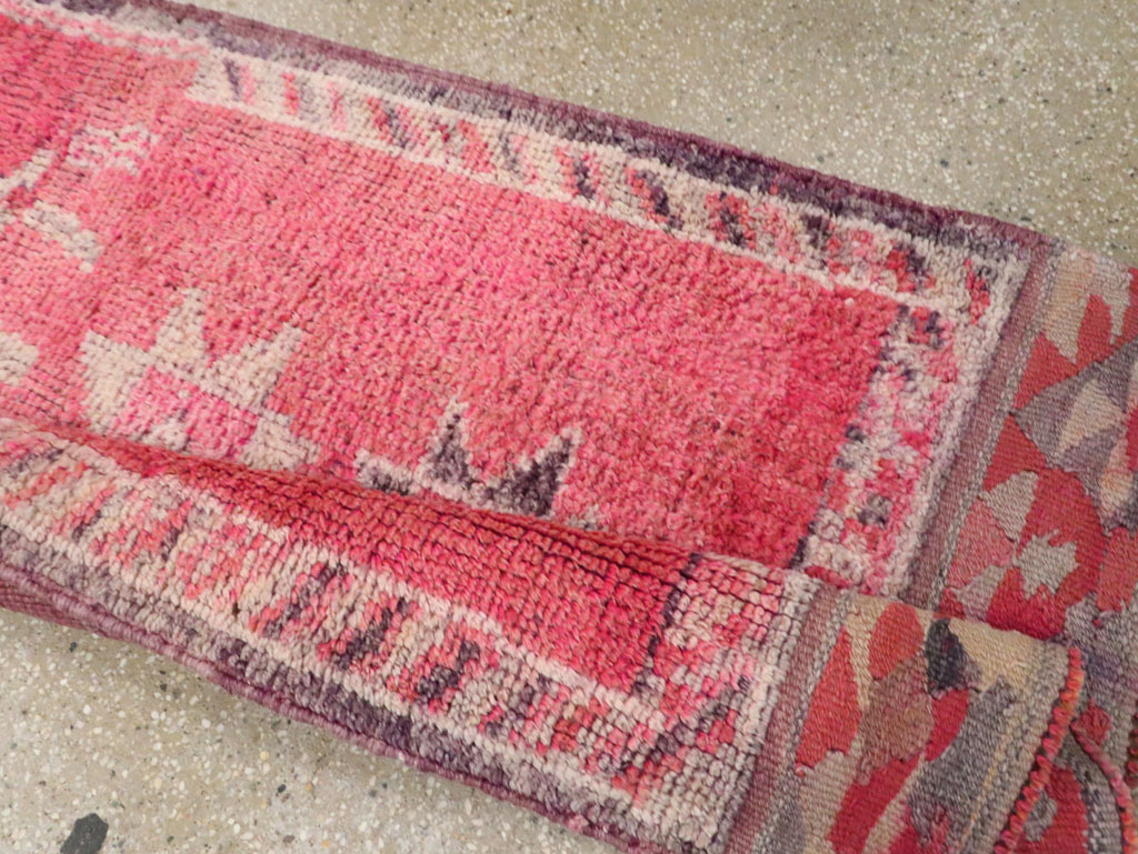 Vintage Turkish Anatolian Runner, No.29761 - Gsblank