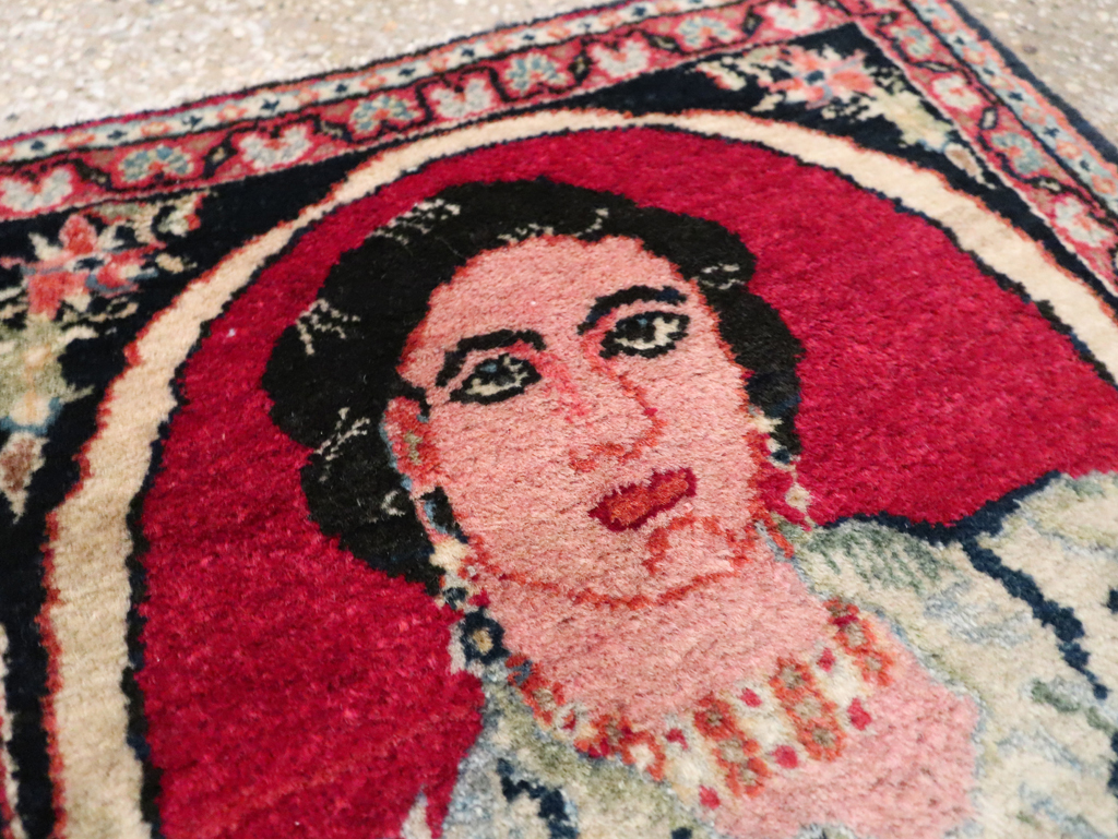 Vintage Persian Tabriz Pictorial Throw Rug, No.29766 - Gsblank