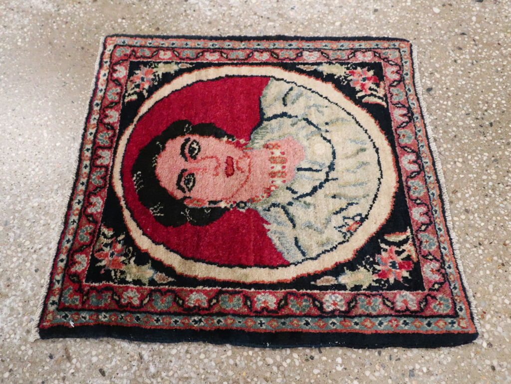 Vintage Persian Tabriz Pictorial Throw Rug, No.29766 - Gsblank