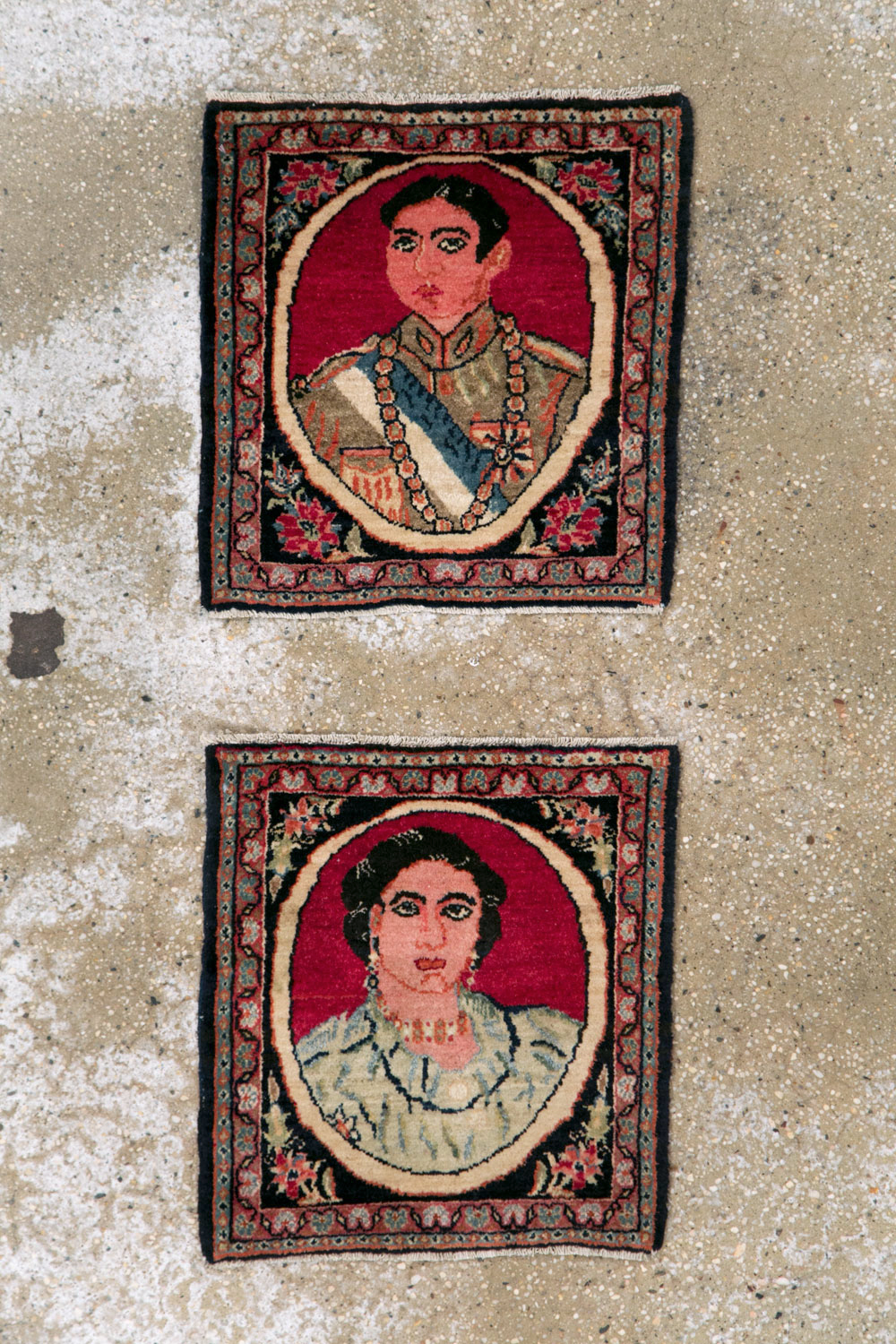 Vintage Persian Tabriz Pictorial Throw Rug, No.29766 - Gsblank