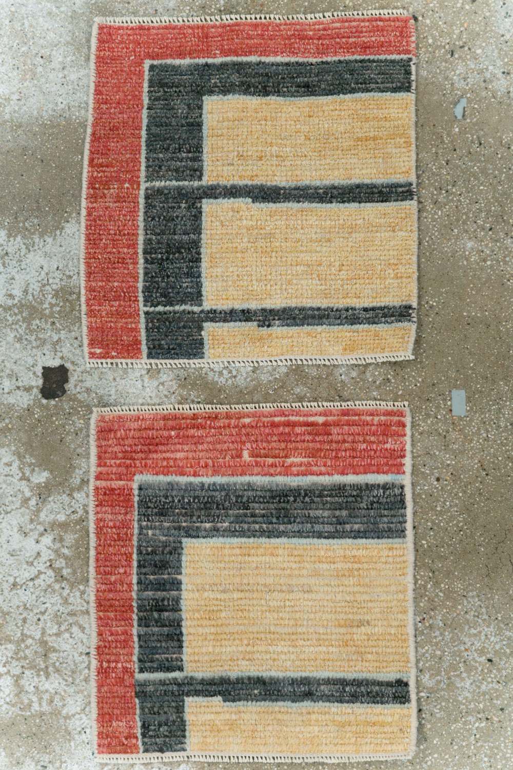 Contemporary Turkish Tulu Square Throw Rug (Pair: 1 of 2), No.29782 - Gsblank