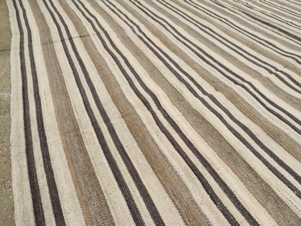 Contemporary Turkish Flatweave Kilim Oversize Carpet, No.29785 - Gsblank