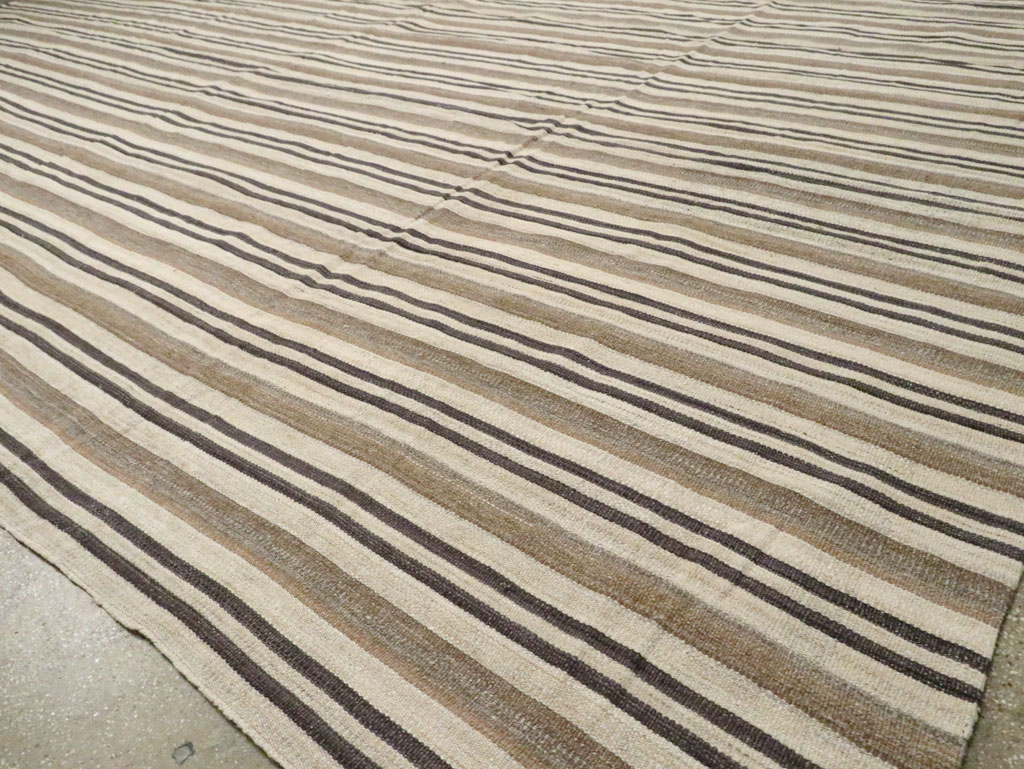 Contemporary Turkish Flatweave Kilim Oversize Carpet, No.29785 - Gsblank