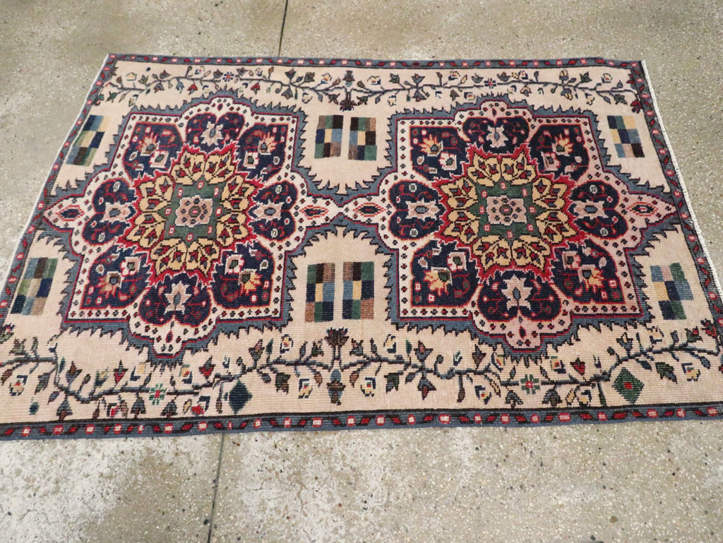 Vintage Turkish Anatolian Throw Rug, No.29801 - Gsblank