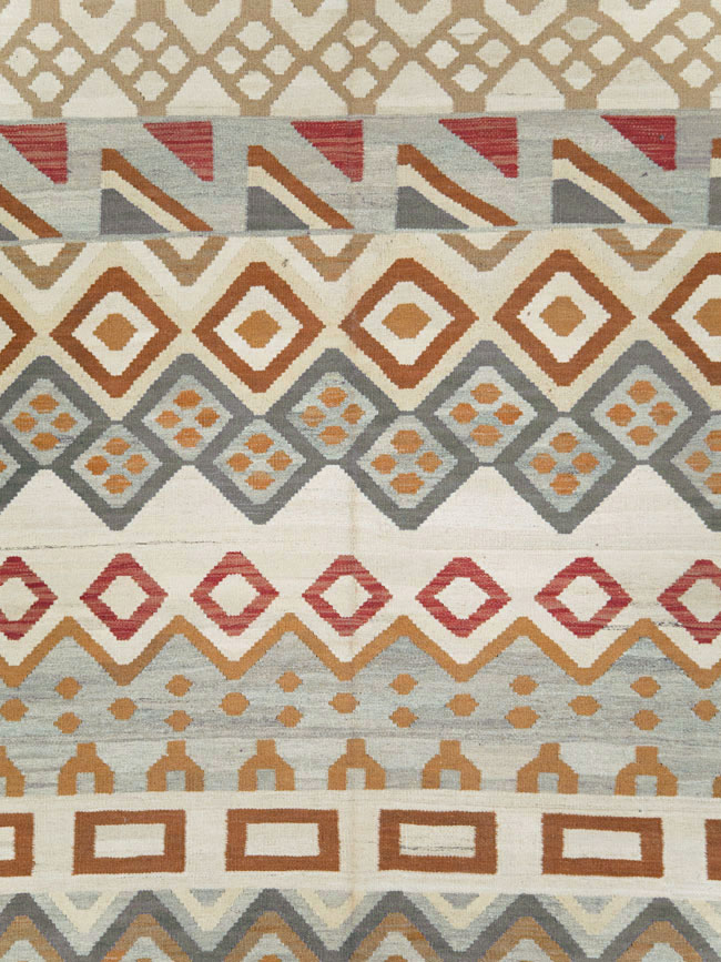 Contemporary Turkish Flatweave Kilim Room Size Carpet, No.29812 - Gsblank