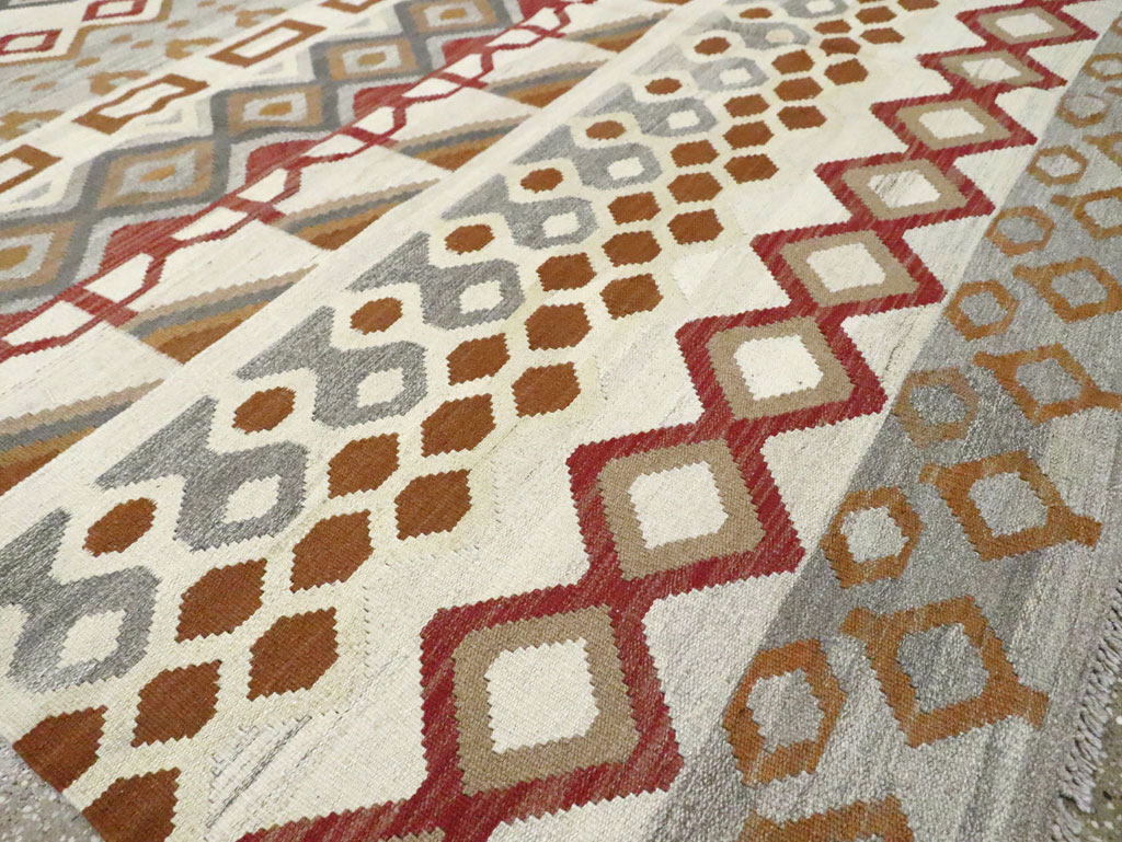 Contemporary Turkish Flatweave Kilim Room Size Carpet, No.29812 - Gsblank